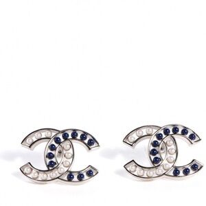 CHANEL navy & white CC logo earrings